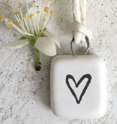 Mini Porcelain Heart Tag