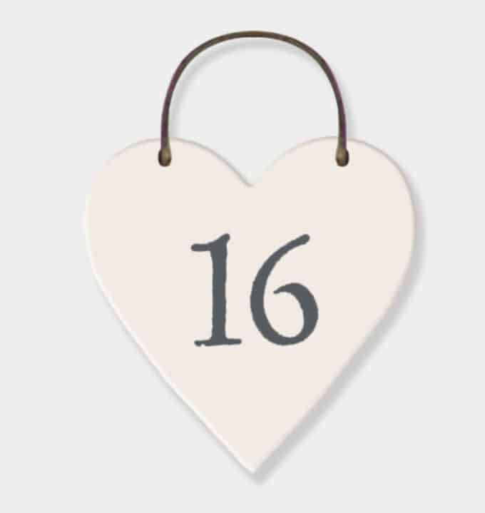 16 Heart Tag