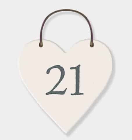 Tag with porcelain heart