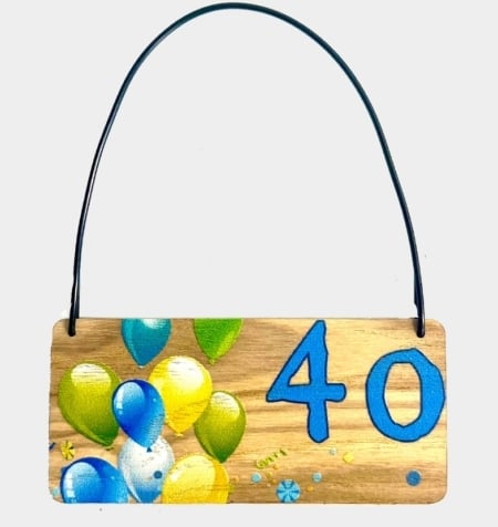 40 Balloon Design Wooden Tag