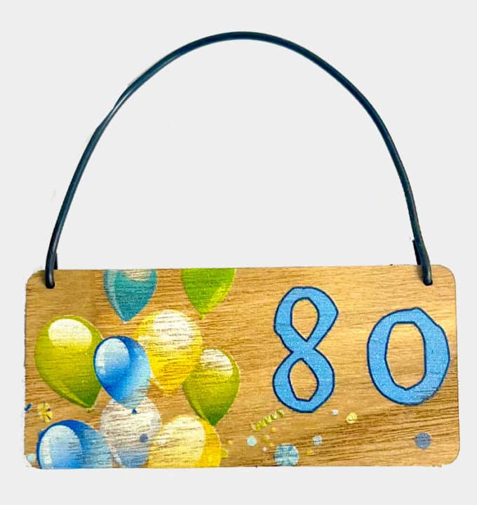 80 Balloon Design Wooden Tag