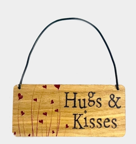 Wooden Tag - Hugs and Kisses