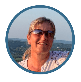 Bonsai Direct office manager